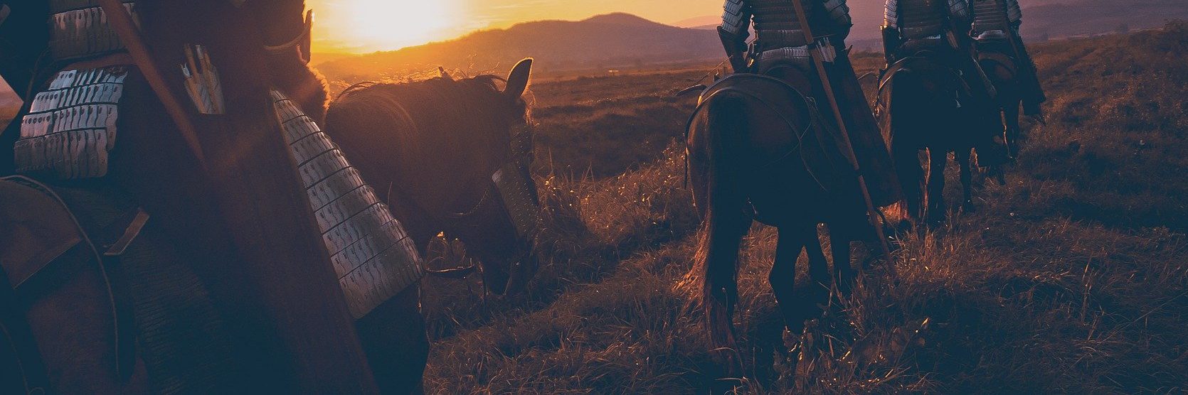 Los últimos cruzados es un relato de ficción histórica escrito por Miguel Rodríguez Echeandía sobre la primera guerra mundial en Georgia